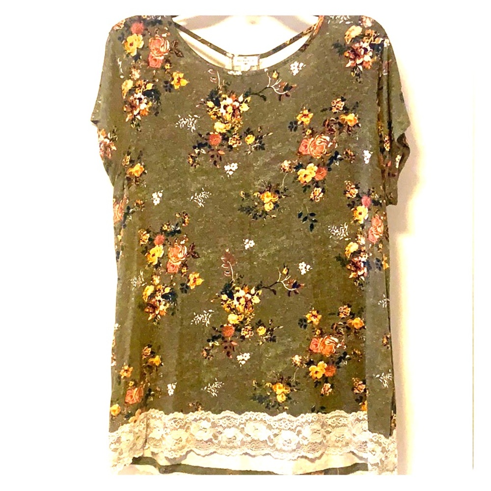 Floral top